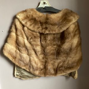 Bernard Held • Shawl/Wrap/Cape